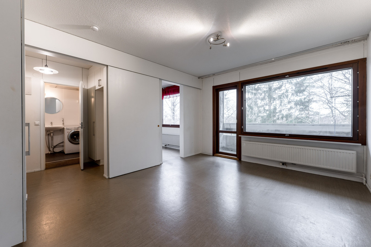 Eteisen aukko, kk aukko