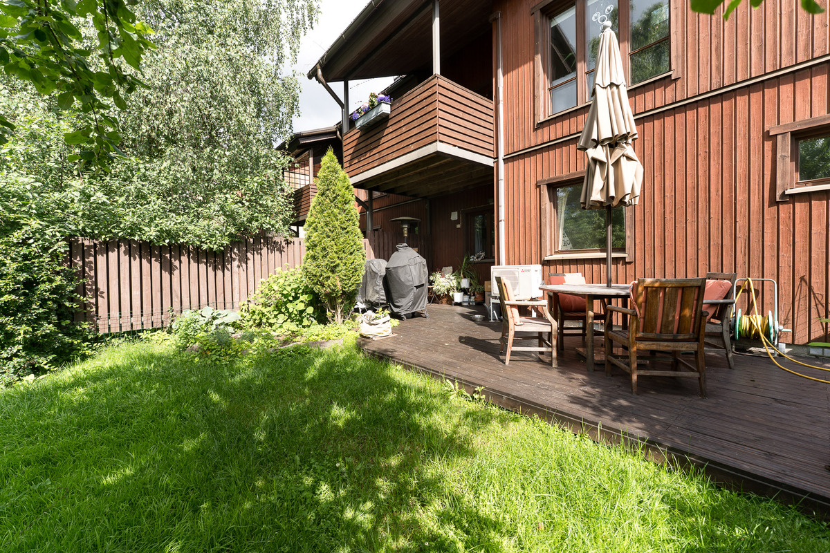 Pihalta julkisivu