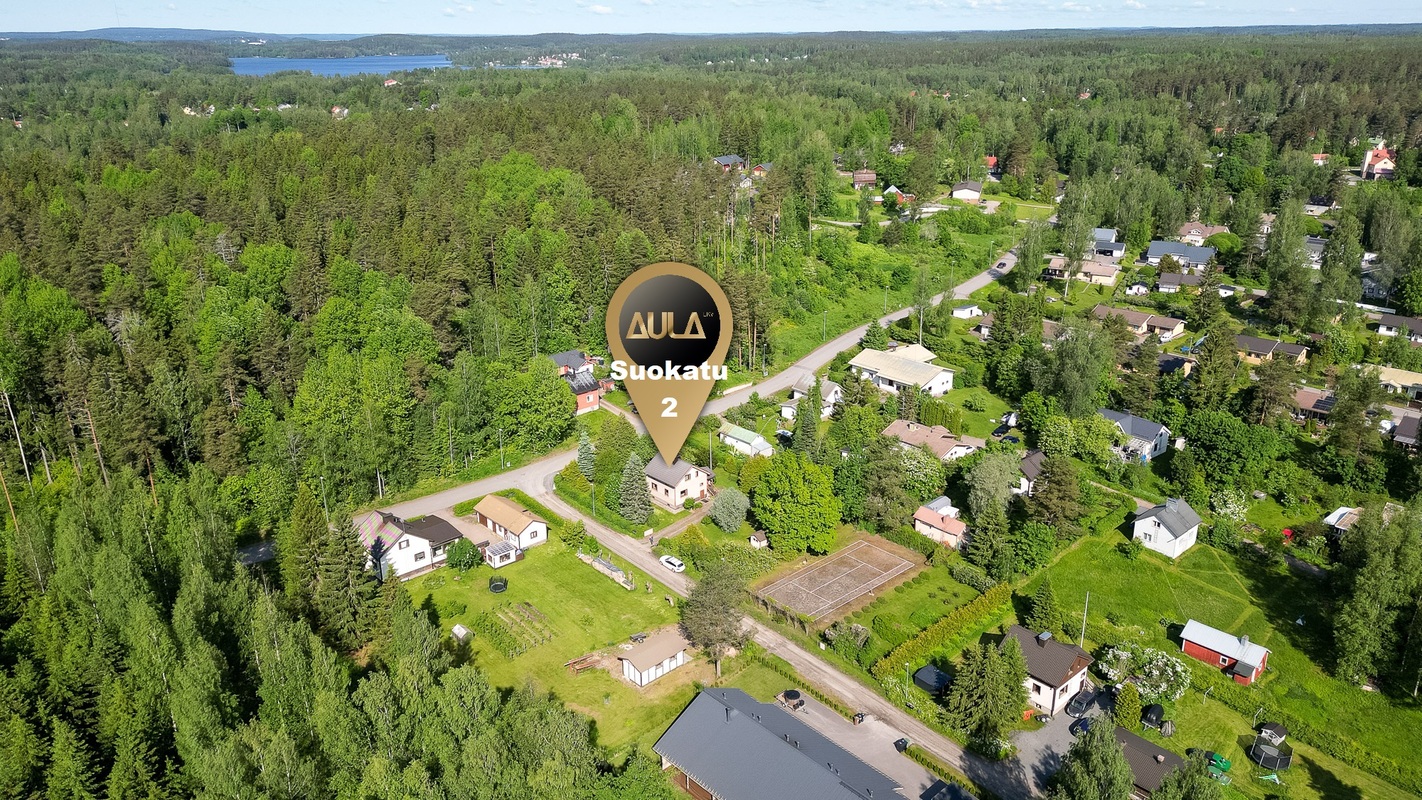 Vehreys ympäröi